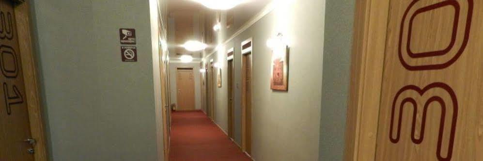 Hotel Chemodan Pskov Ngoại thất bức ảnh